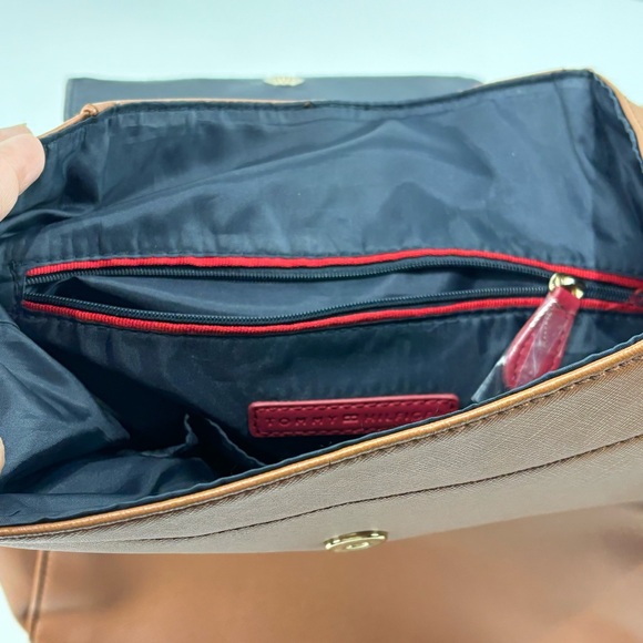 Tommy Hilfiger Beth Il Mini Backpack with Saffiano PVC flap Cognac main image 14